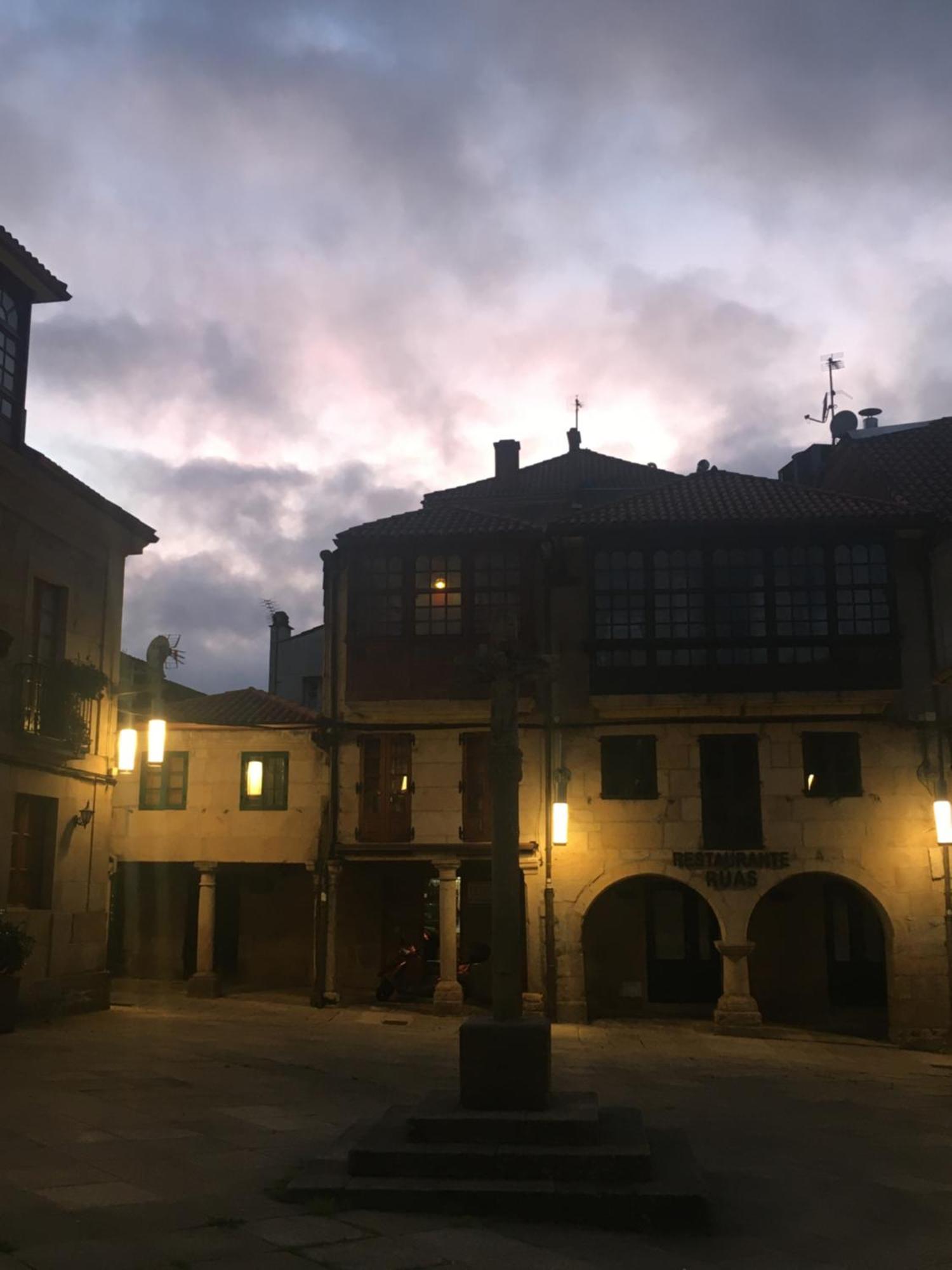 Casa Emblematica Rosarillo Plaza De La Lena Apartment Pontevedra Bagian luar foto